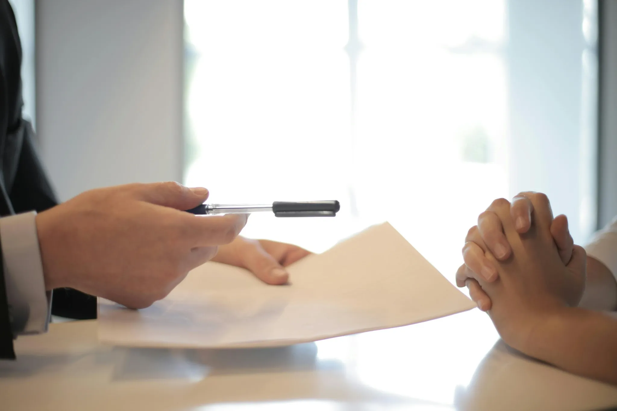 assurance-sante-expatrie-signature-contrat
