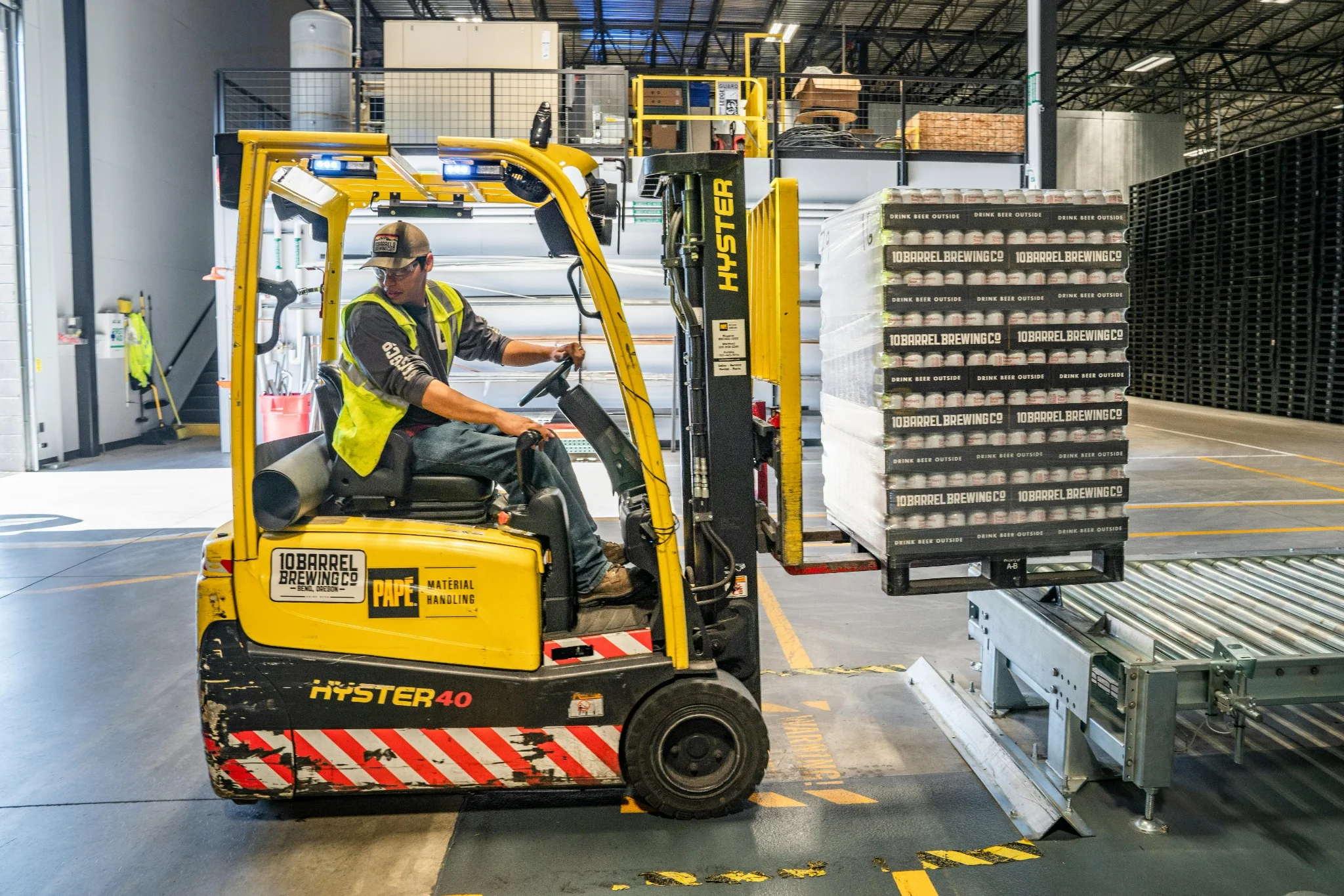 travail-cariste-entrepot-australie